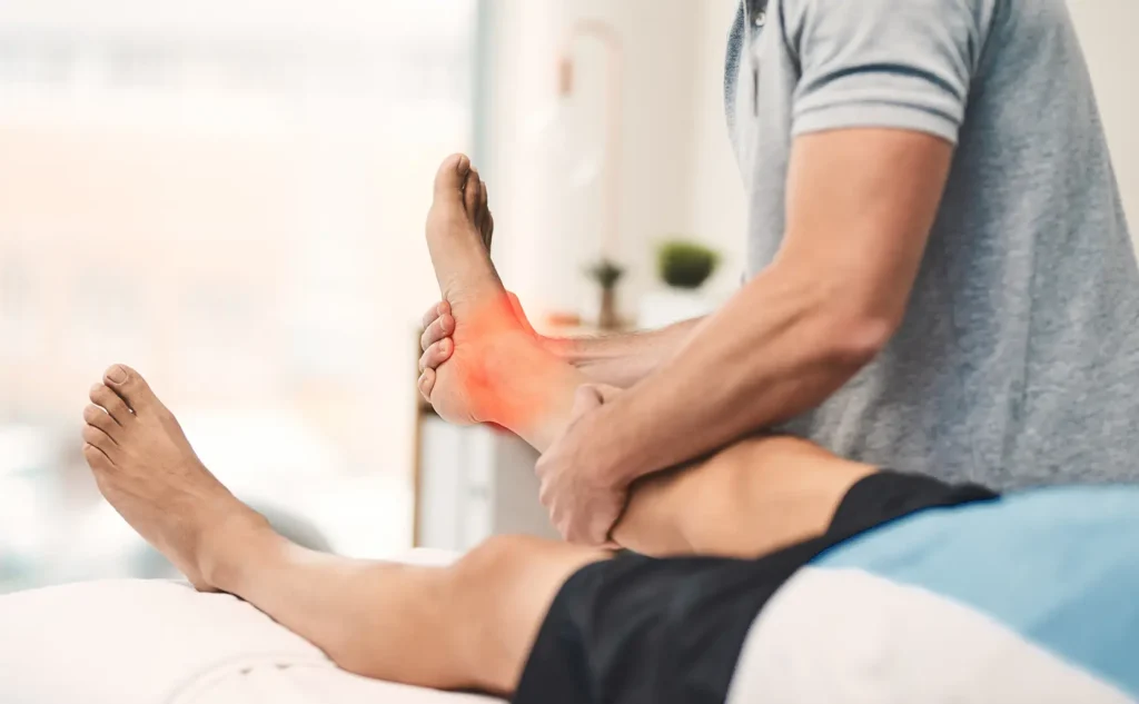 fisioterapista per piede - trattamenti fisioterapici e tecnologia laser - podologo nardo simone e riccardo - venezia